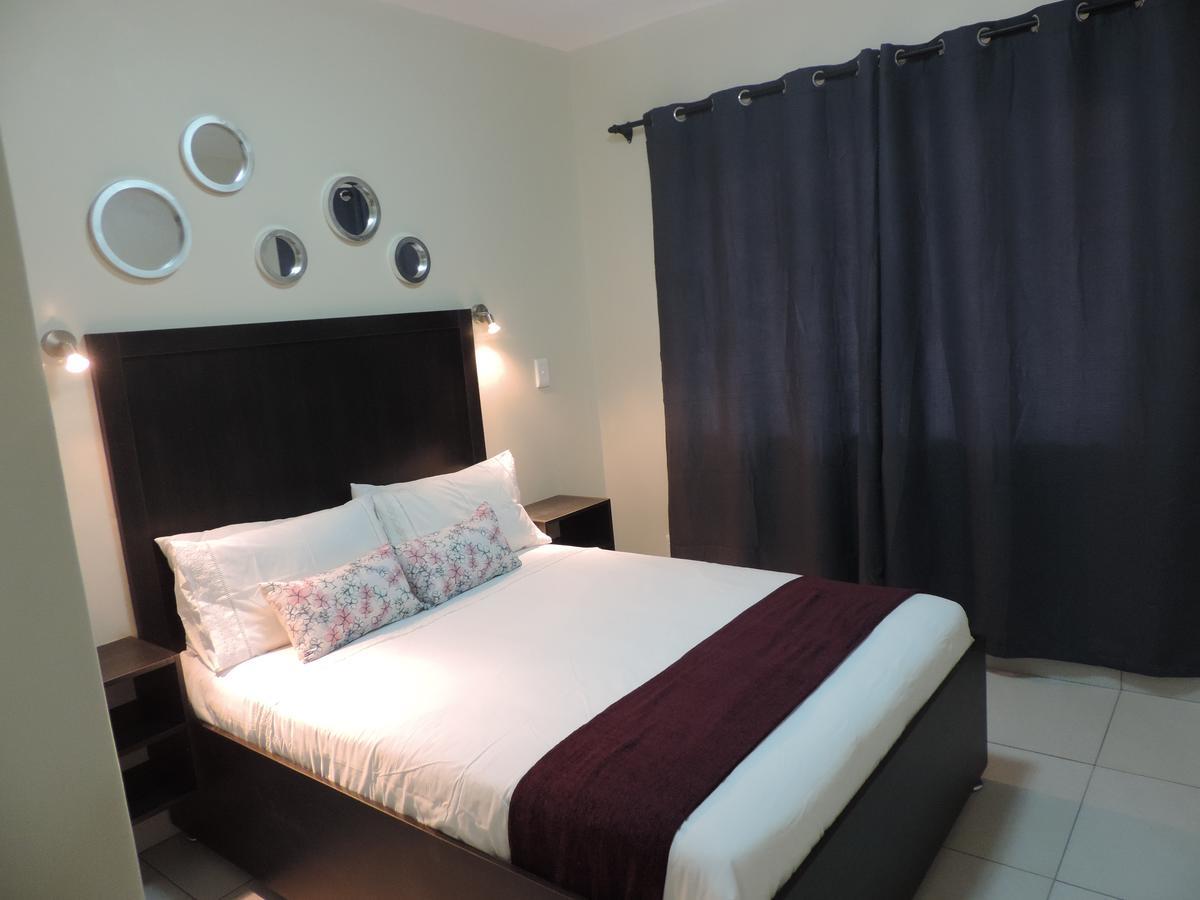 The Living Collective Apartments Питърмарицбург Екстериор снимка