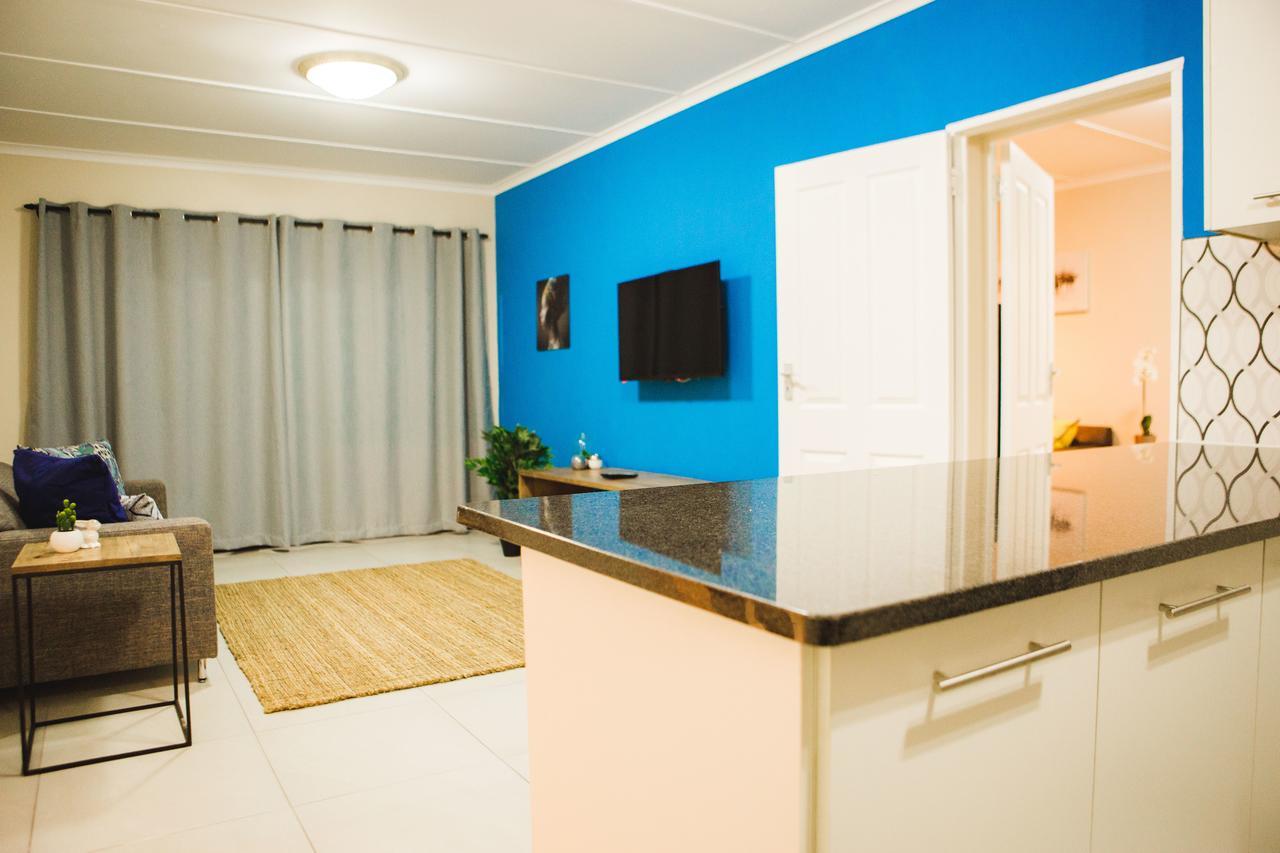 The Living Collective Apartments Питърмарицбург Екстериор снимка