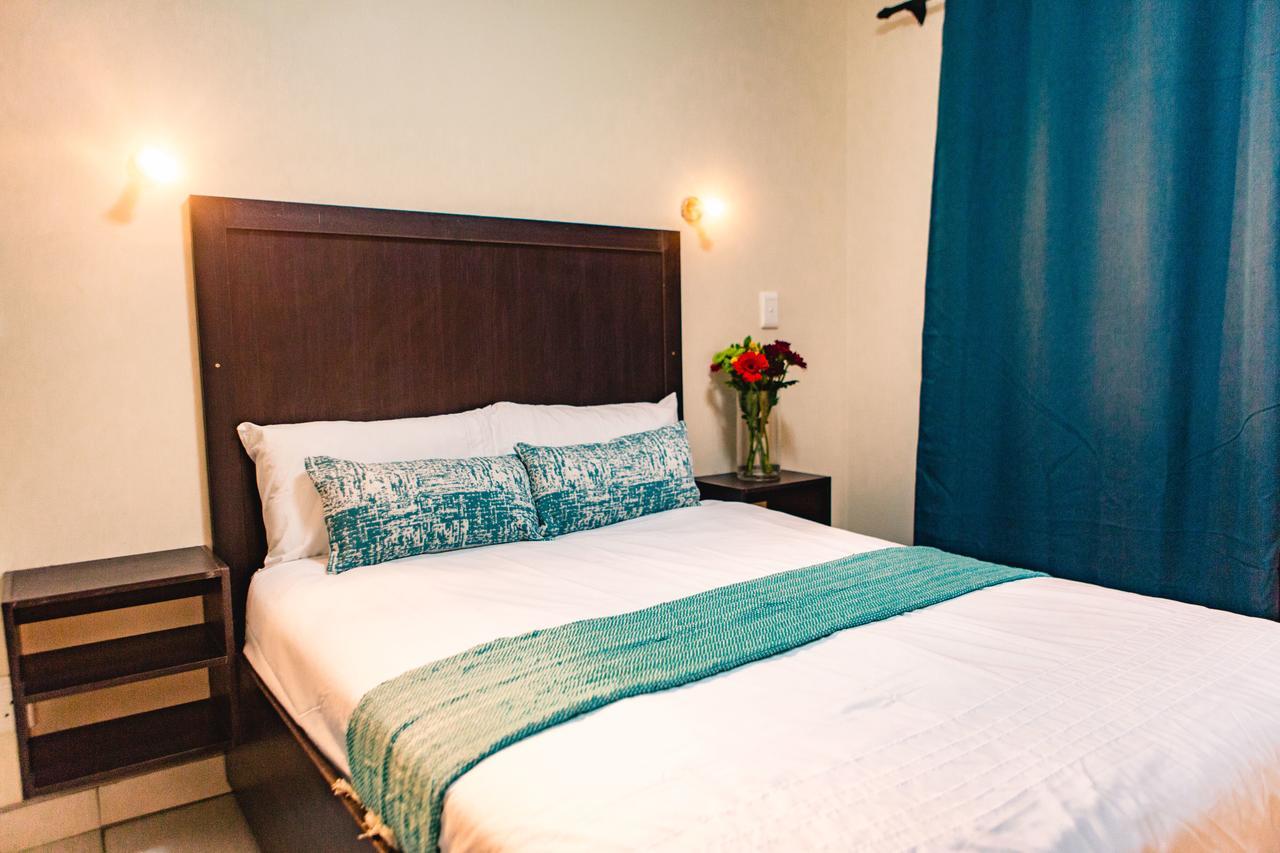 The Living Collective Apartments Питърмарицбург Екстериор снимка
