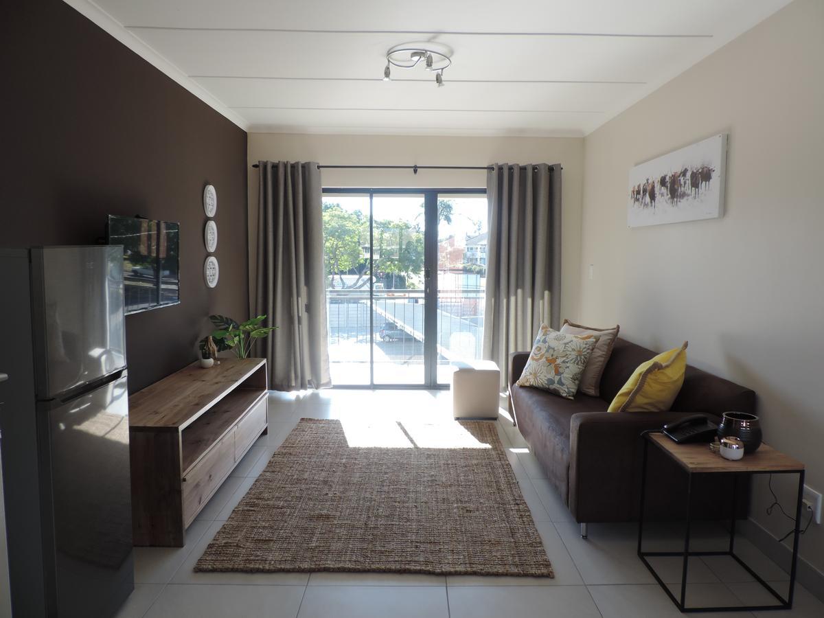 The Living Collective Apartments Питърмарицбург Екстериор снимка