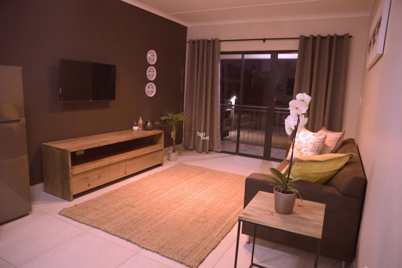 The Living Collective Apartments Питърмарицбург Екстериор снимка